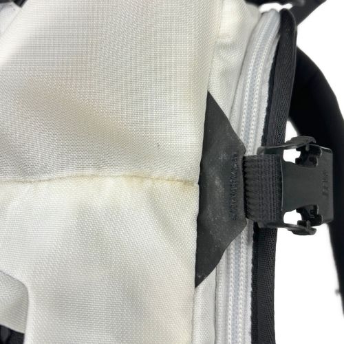 THE NORTH FACE (ザ ノース フェイス) バックパック 35L ホワイト