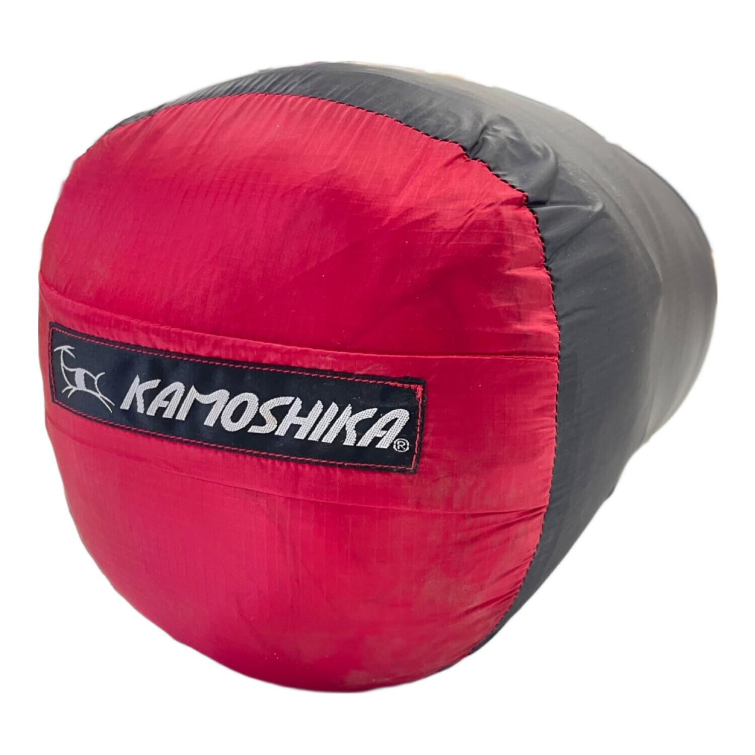 NANGA (ナンガ) マミー型シュラフ(ダウン) レッド×グレーカモシカ