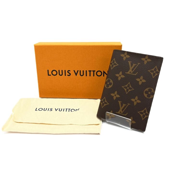 LOUIS VUITTON ルイヴィトン クーヴェルテュール・パスポール