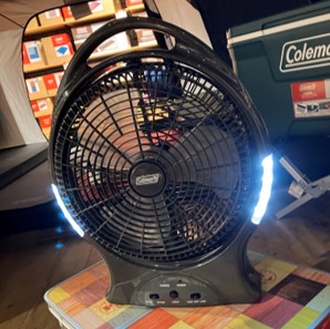 アウトドアリチャージャブルファンの通販｜キャンプ用品のコールマン