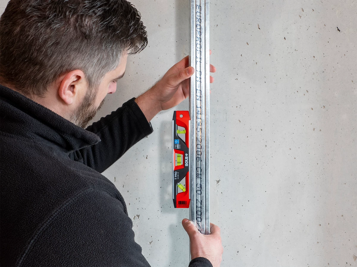 ソラ コンパクト水平器 T Pro DISPLAY 1430801(T Pro DISPLAY) | 公式