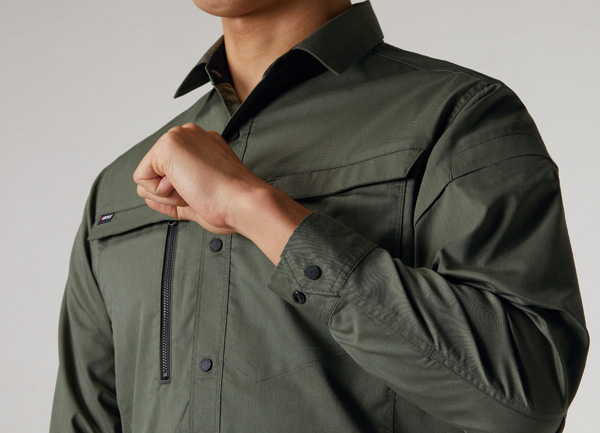 長袖シャツ ユニセックス 6215－14 ミルスグリーン （S～LL