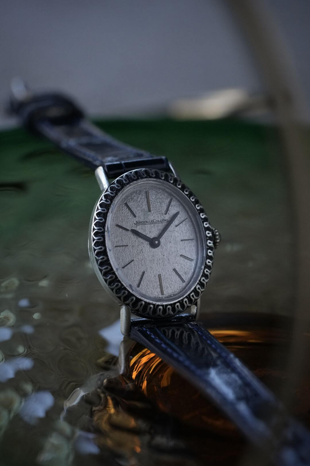 ジャガールクルト/オーバルケース/モザイクシルバーダイヤル/Jaeger