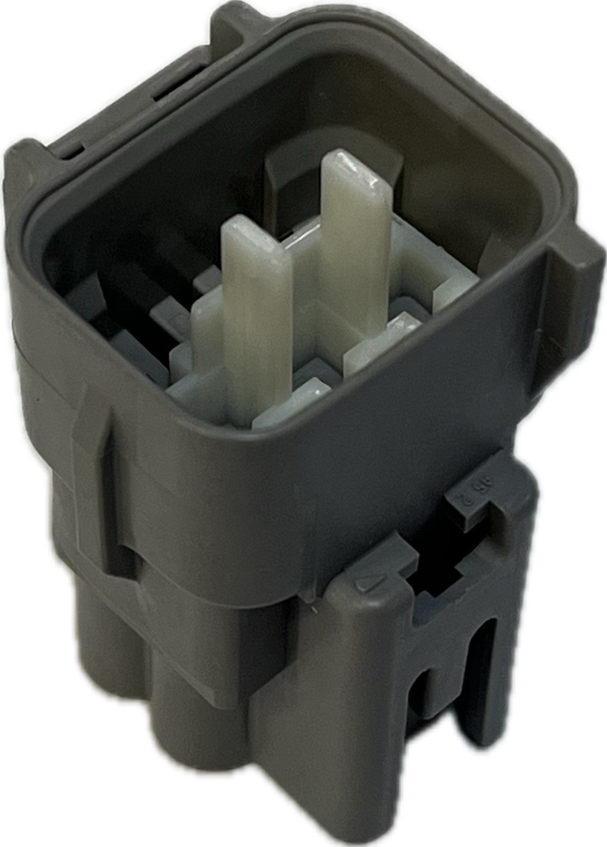 Yazaki 7282-7062-40 6 Position Sealed Male Connector