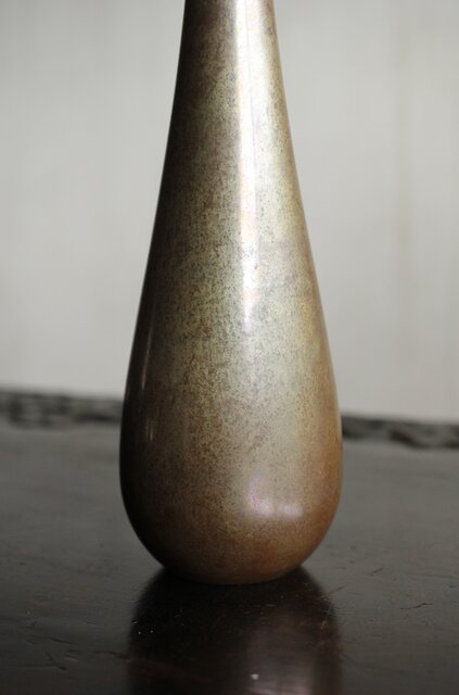 人間国宝 金森映井智/栄一 朧銀 曽呂利/四分一花器 M431｜骨董店