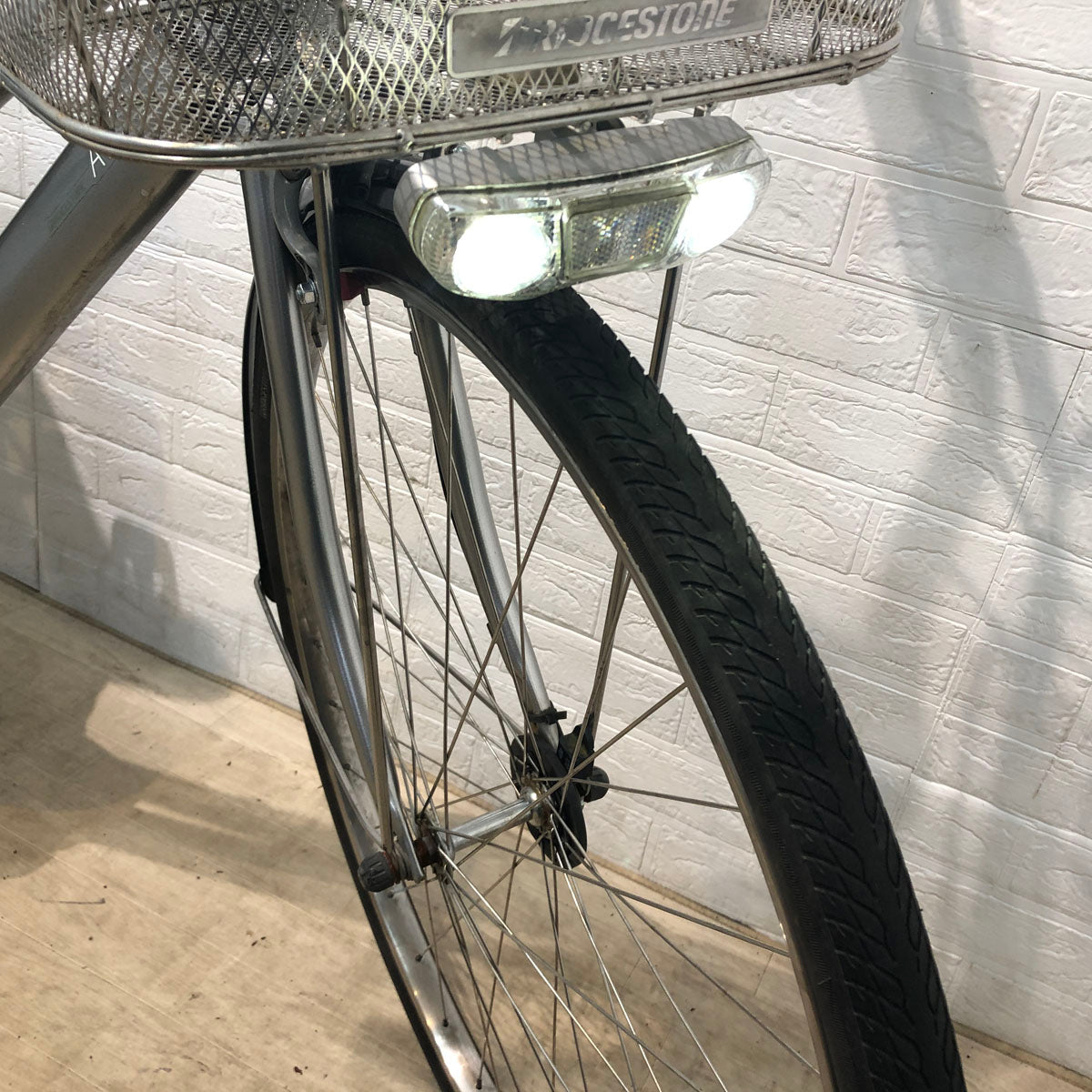 中古電動自転車 ブリヂストン ACL ロイヤル 8 シルバー 27インチ YW087