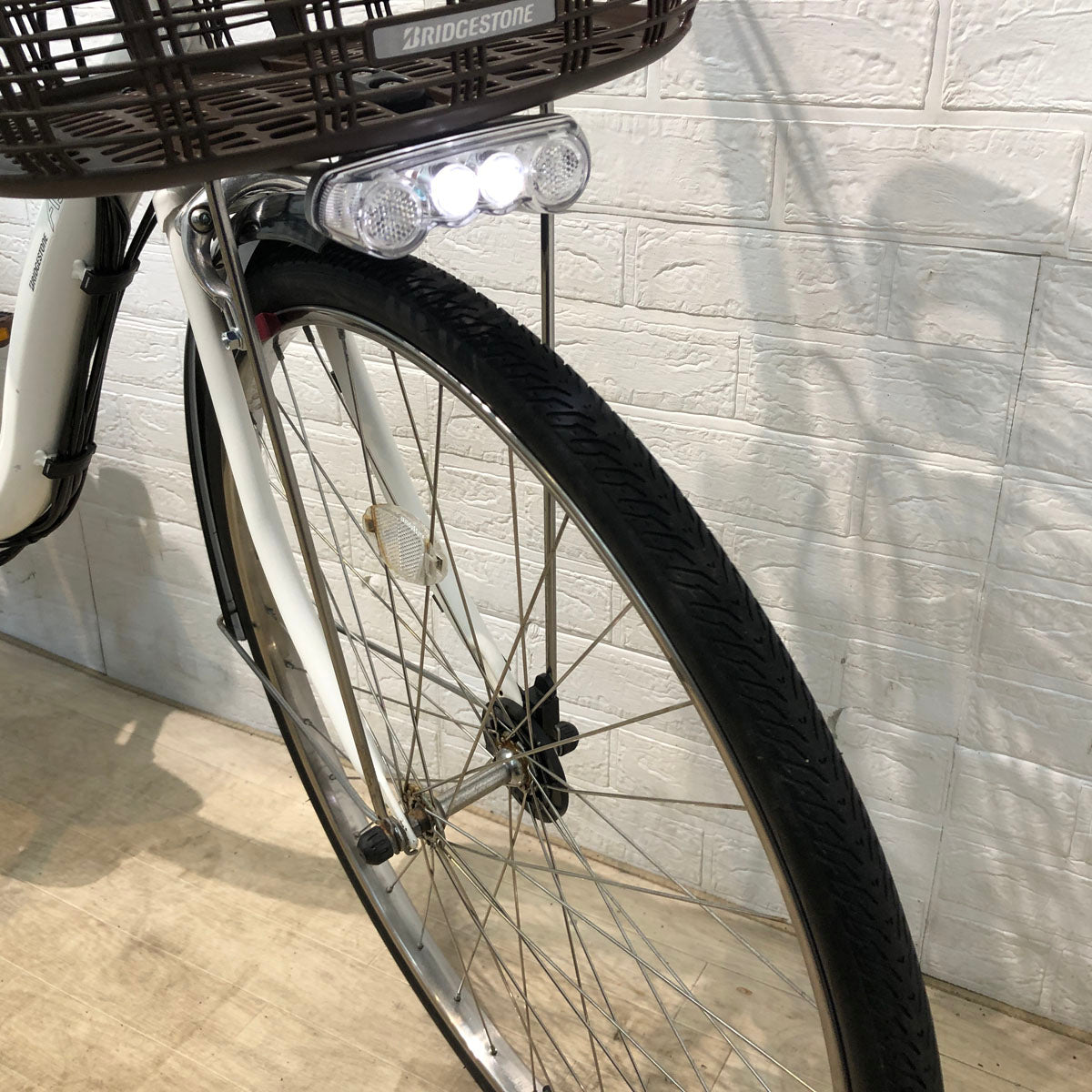 中古電動自転車 新品バッテリー ブリヂストン アシスタ ホワイト 26