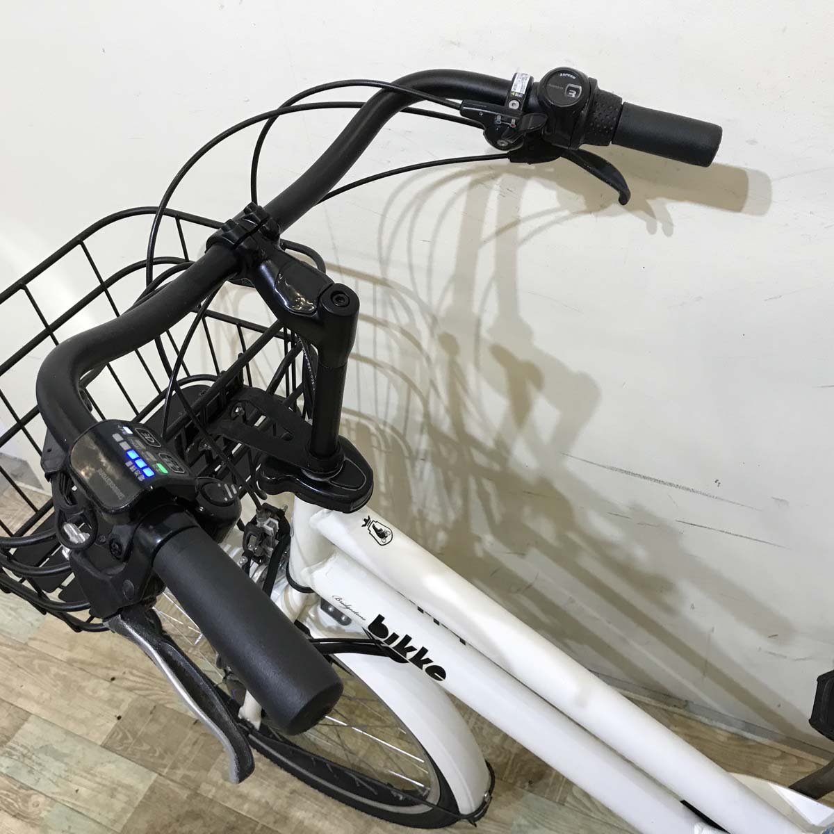 電動自転車 ブリヂストン bikke GRI ビッケ グリ ホワイト 前24×後20