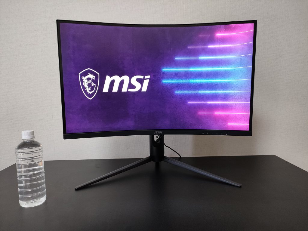 湾曲率1000Rで圧倒的没入感！高いゲーミング性能と目に優しい機能を