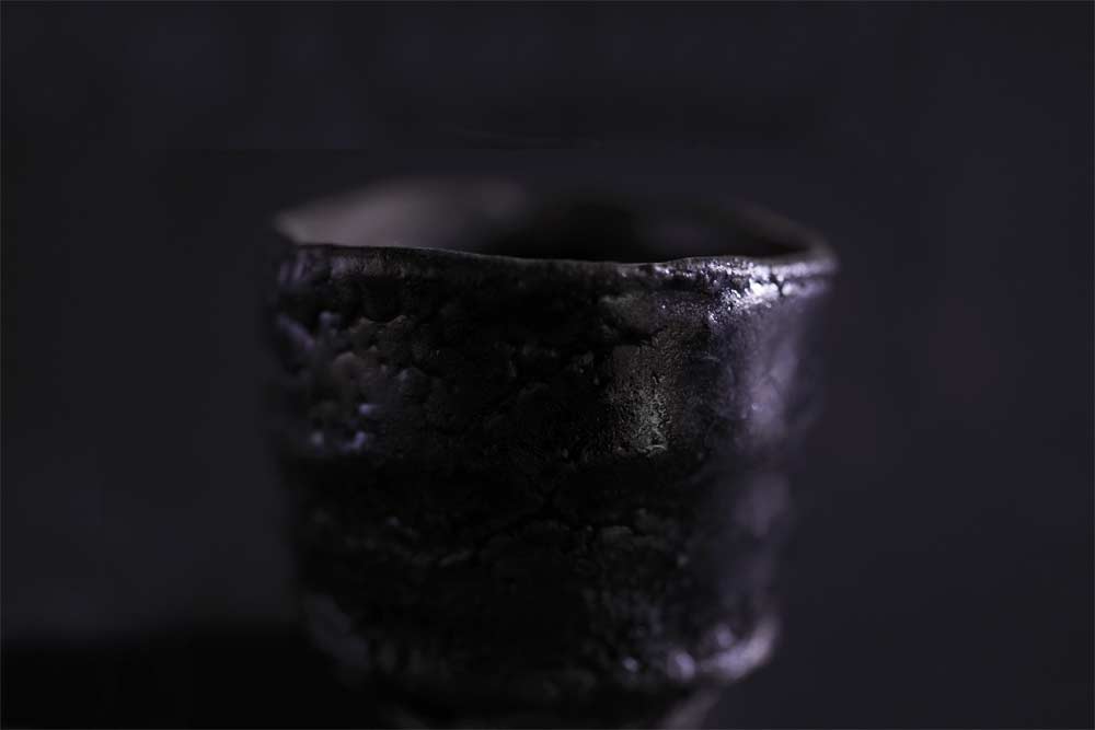 慧恒陶藝社｜瀬戸黒ぐい呑み 【売約済】～美濃焼作家の陶磁器販売会社