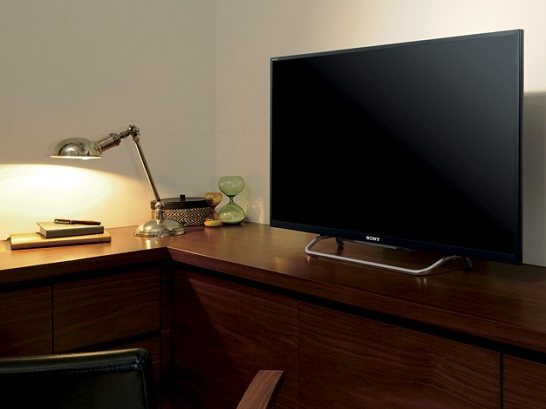 32型なのにフルHD！W700Bシリーズ - ソニーのテレビをオススメする理由！