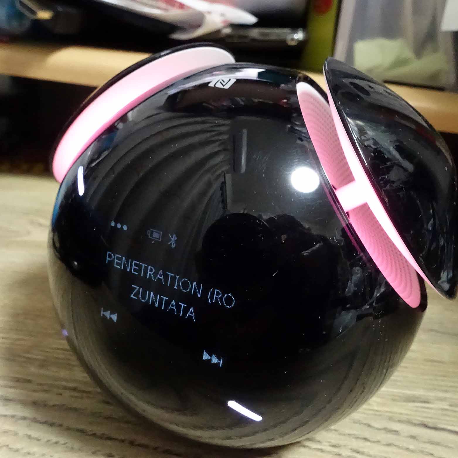 It's a SONY】ソニーの自走するBluetoothスピーカーBSP60が面白すぎる