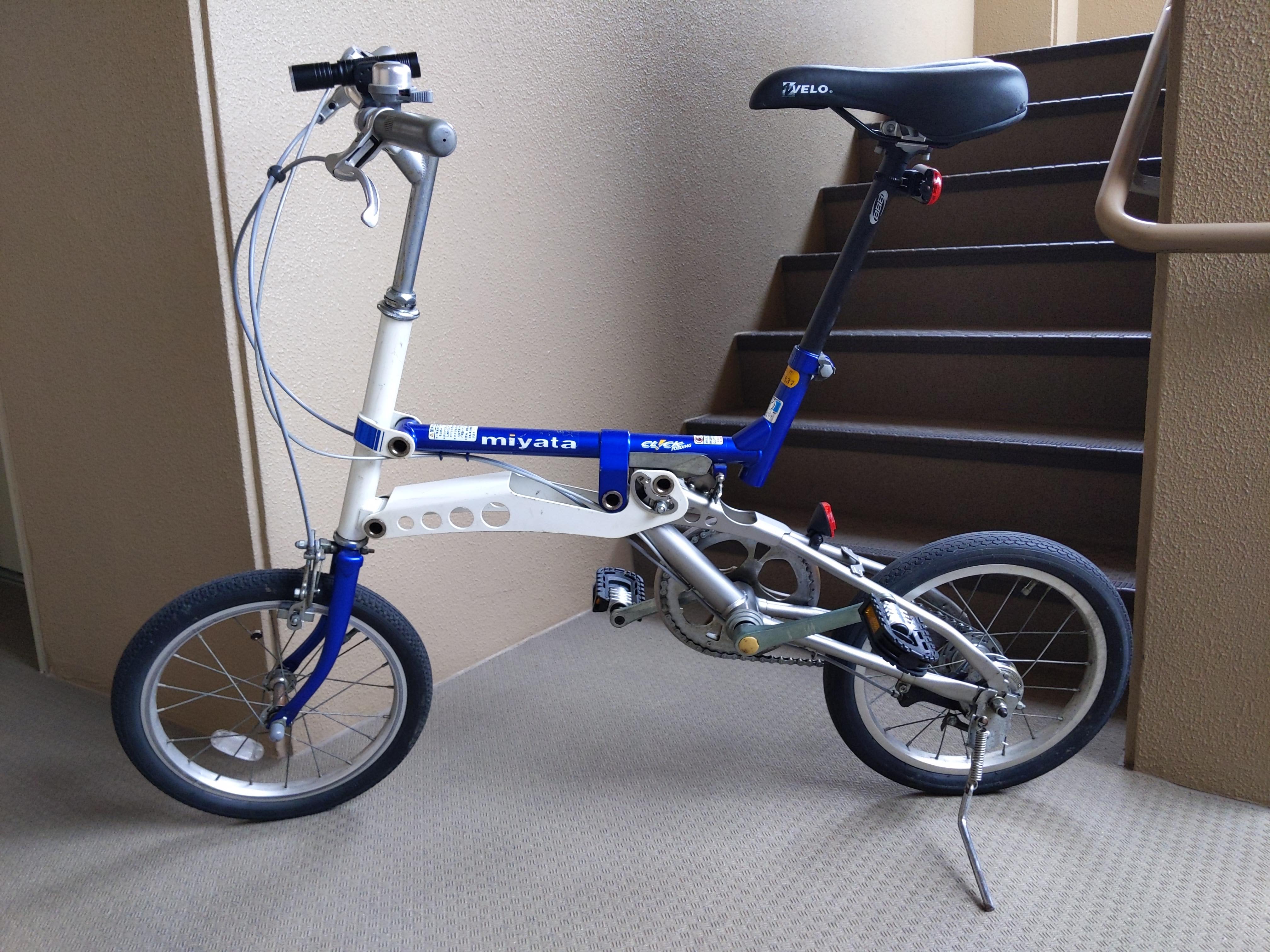 折りたたみ自転車の整備 | 新佃島・映画ジャーナル