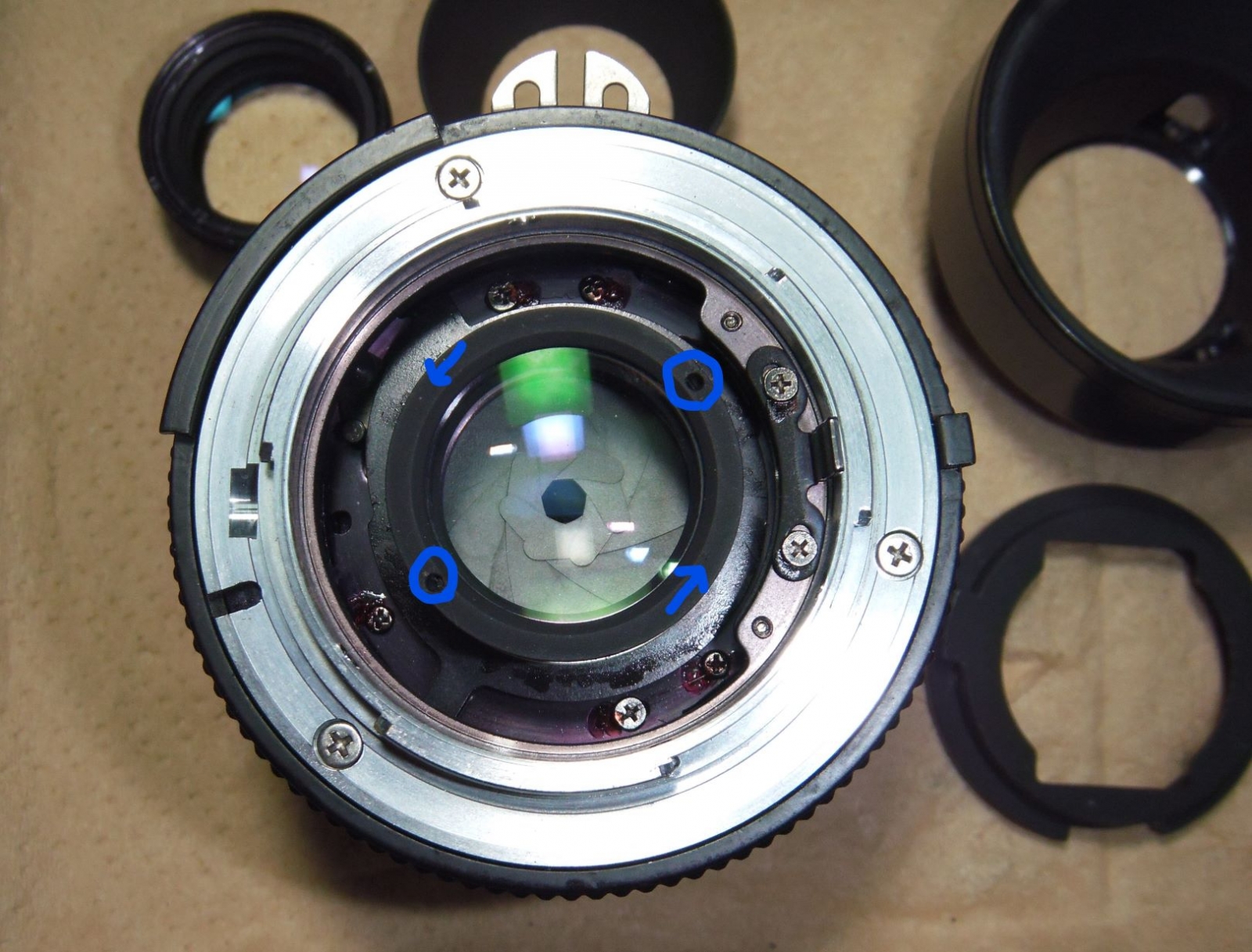 Nikon AI Micro-NIKKOR 55mm F2.8S ジャンクレンズ分解修理: ねこの