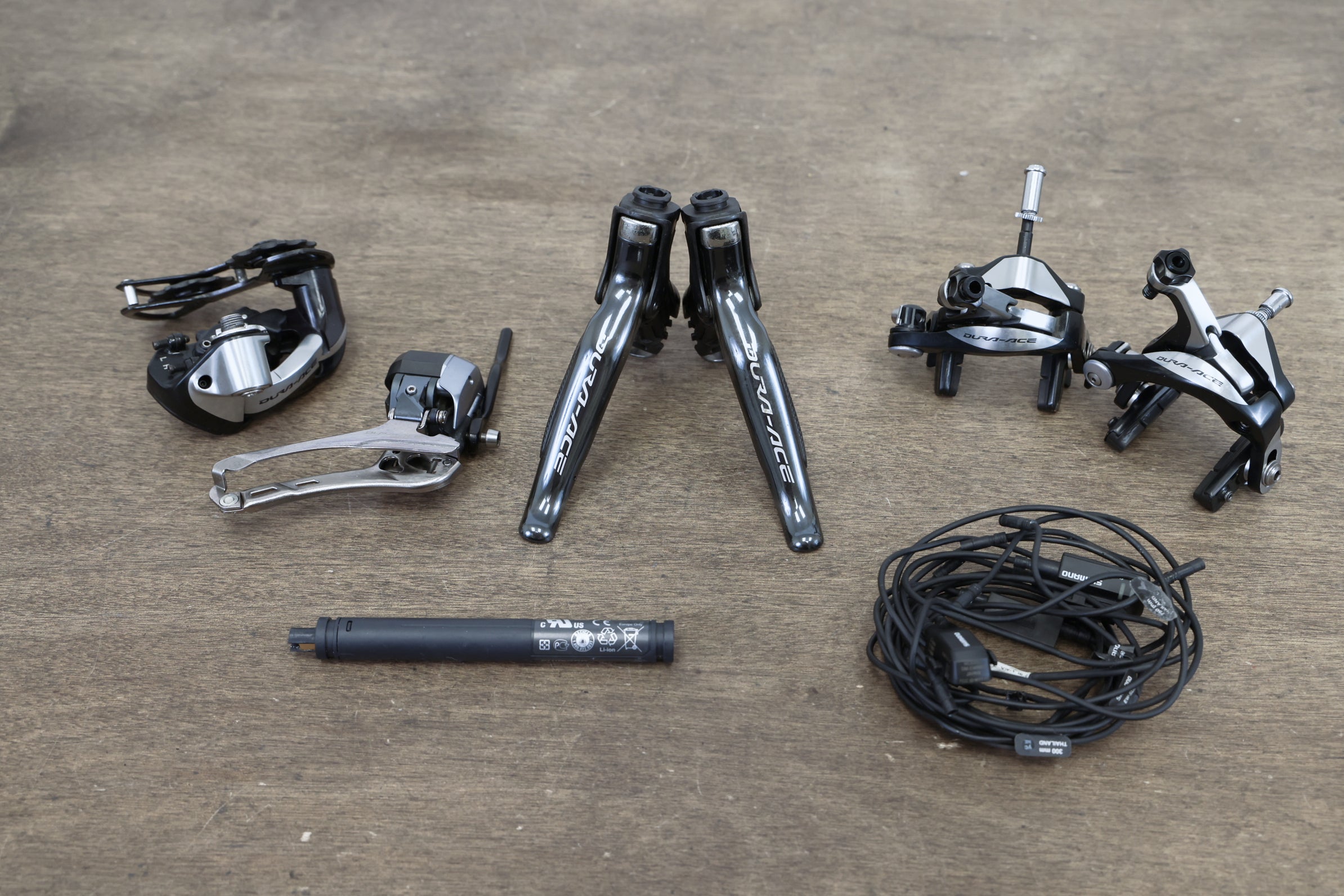 Shimano Dura-Ace 9070 Di2 11 Speed Electronic Rim Brake Road