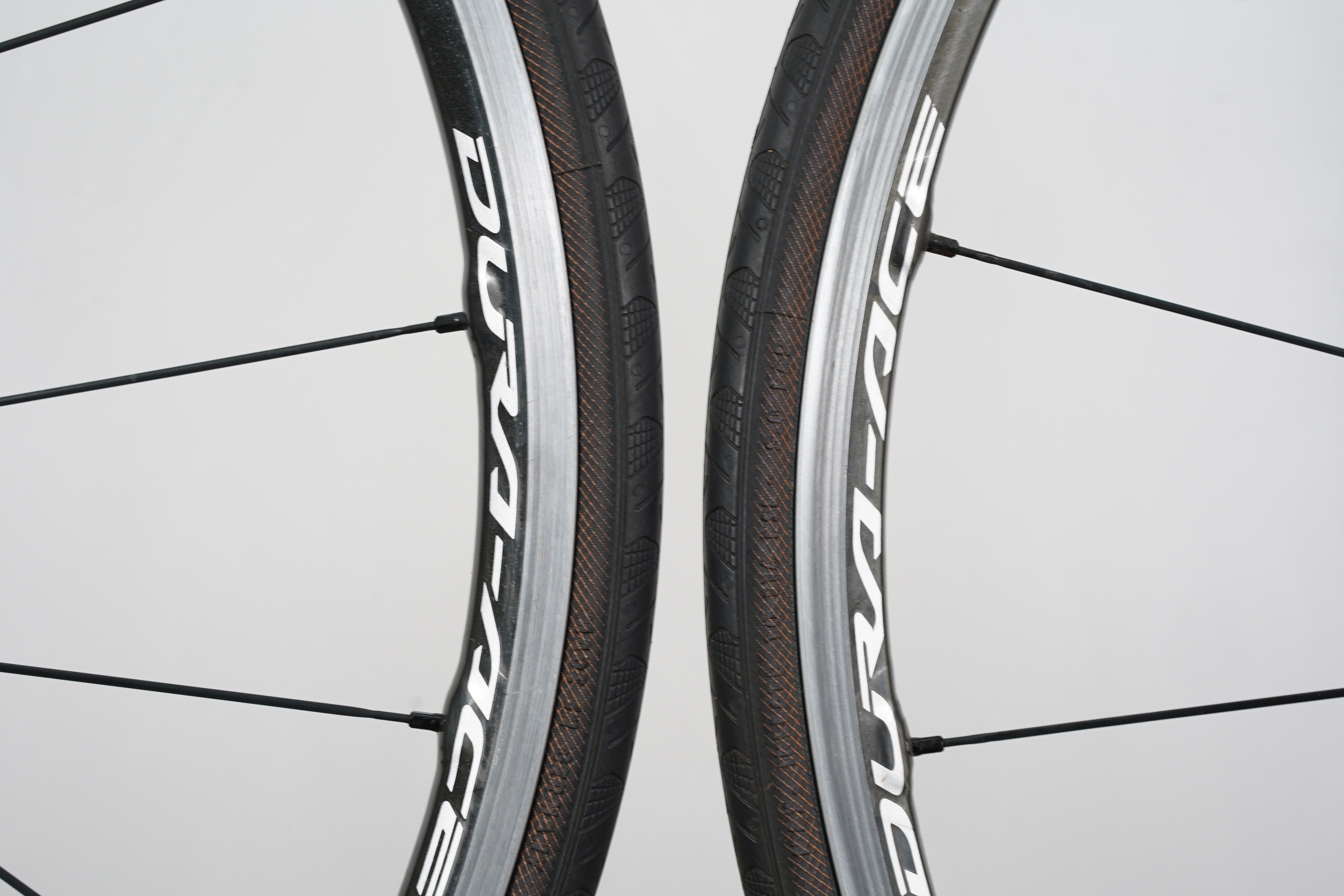 Shimano Dura-Ace WH-9000 C24 Carbon Clincher Rim Brake Wheelset 11