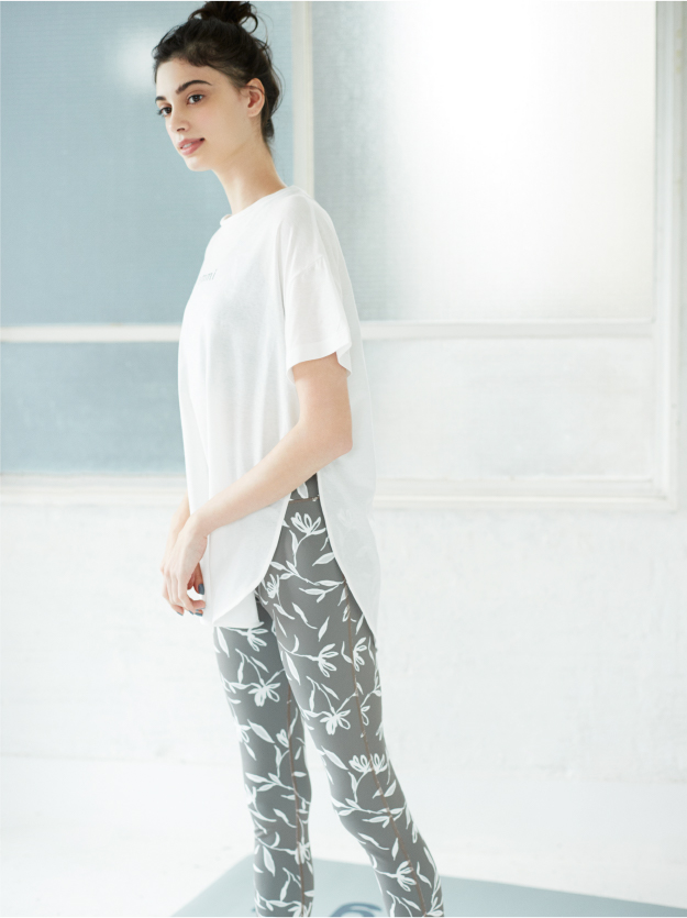 ONLINE LIMITED emmi yoga NEW COLLECTION │ emmi（エミ）公式サイト