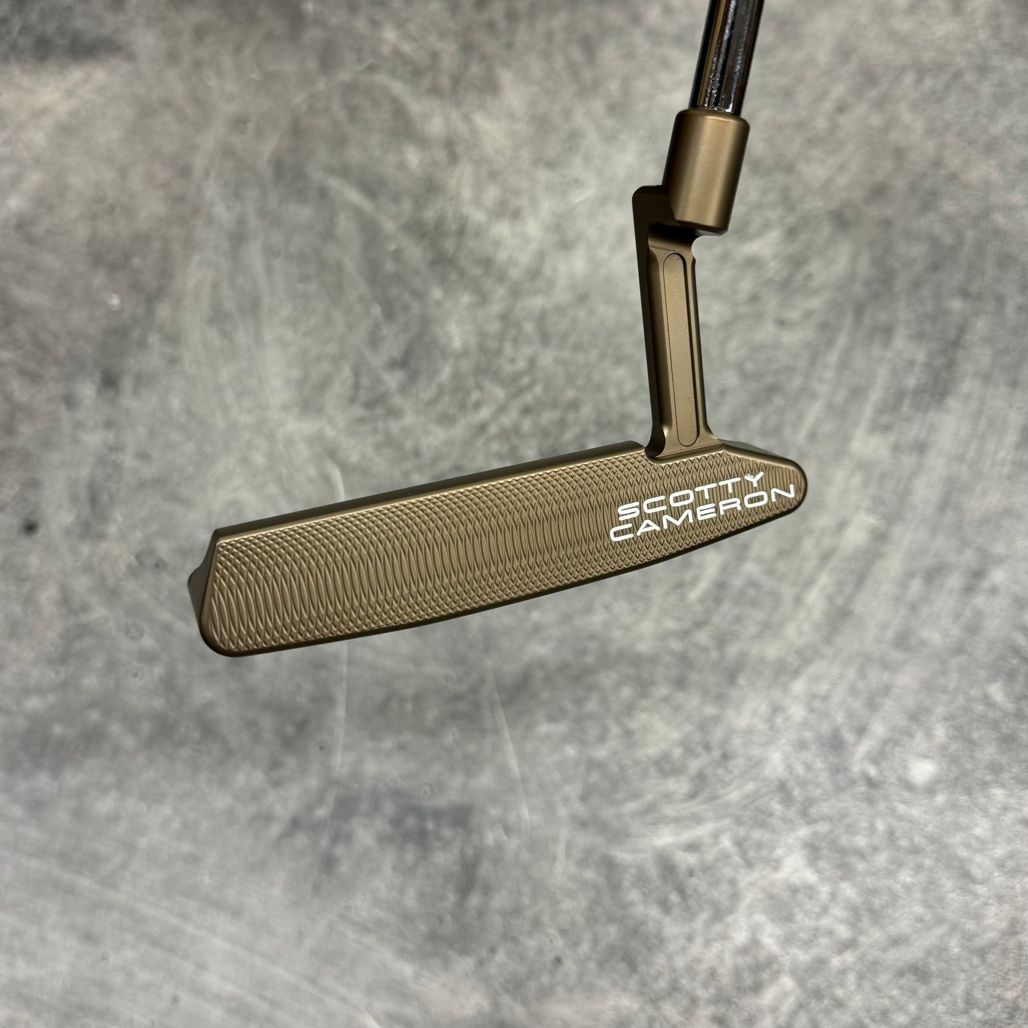 Scotty Cameron Super Select Newport 2 Chromatic Bronze – Embrace