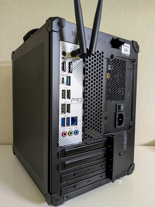 JONSBO C6 HandleとRyzen 5 8600Gで自作PCを組んでみた 後編（組み立て