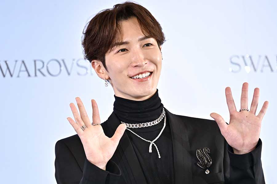 Snow Man渡辺翔太、楽屋で疲労感全開のメンバーを明かす「キラキラさが