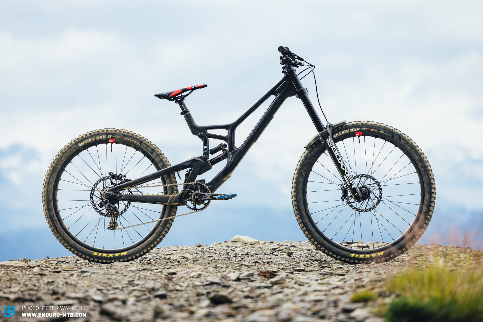 New 2024 Santa Cruz V10.8 exclusive first ride review | ENDURO