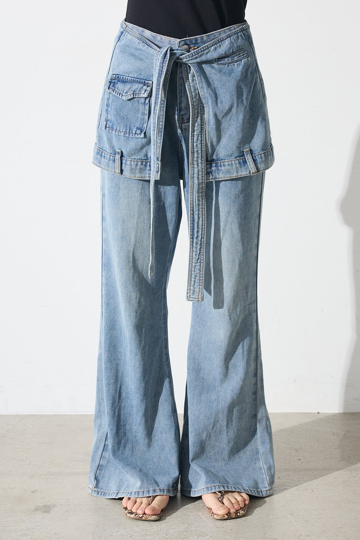 b_bottom_1_210d3cbb-98b6-4cd4-