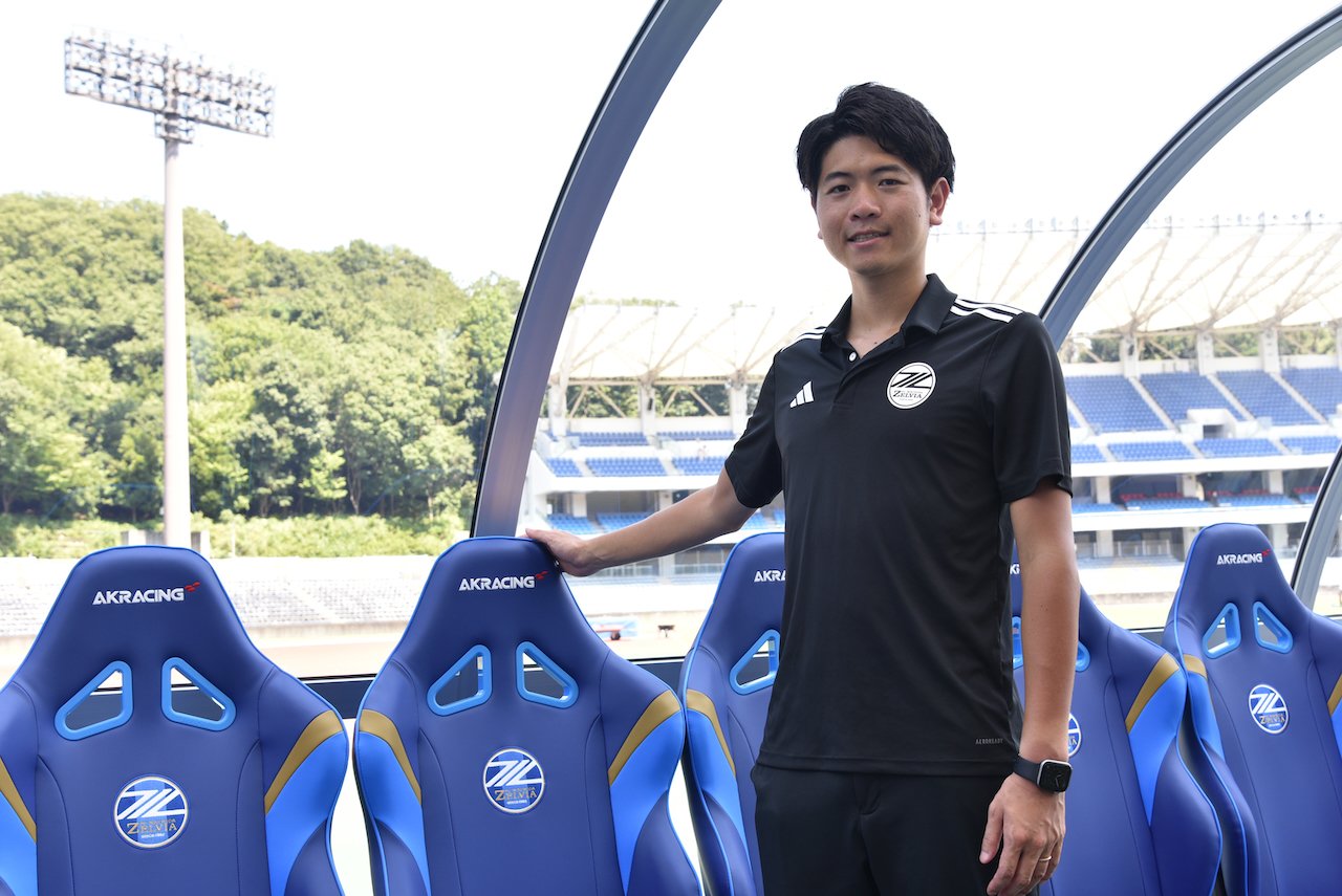 インタビュー】 FC町田ゼルビア × AKRacing コラボ再び！ 新ベンチ