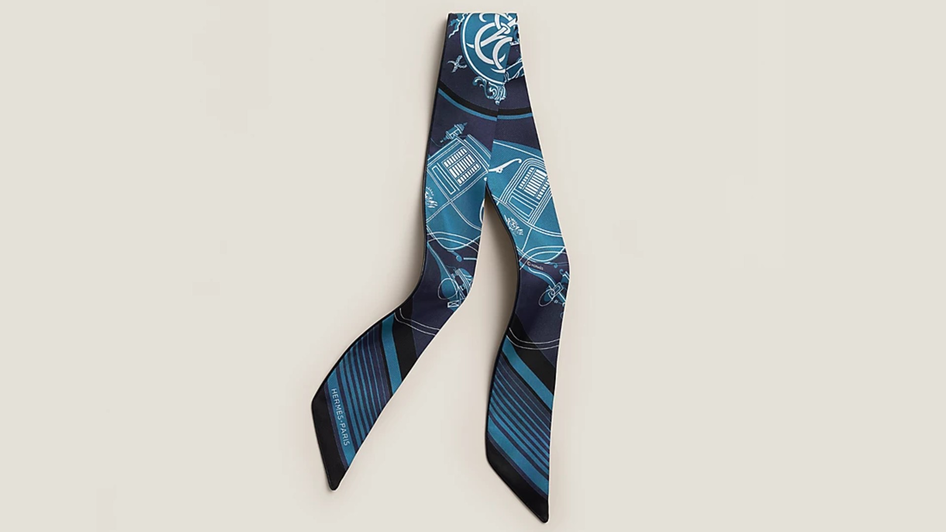 エルメスのツイリーとは？人気柄や使い方・最新作まで徹底解説！ | ESTIME