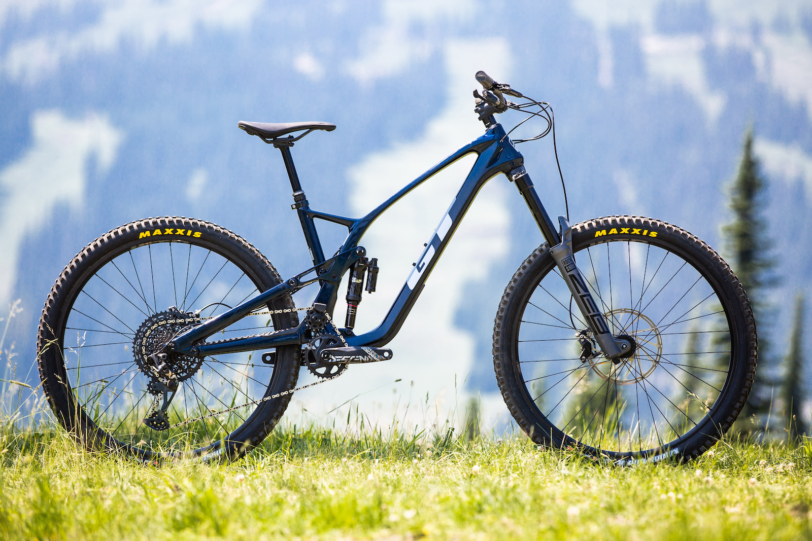 First Ride: 2022 GT Force Carbon - Pinkbike