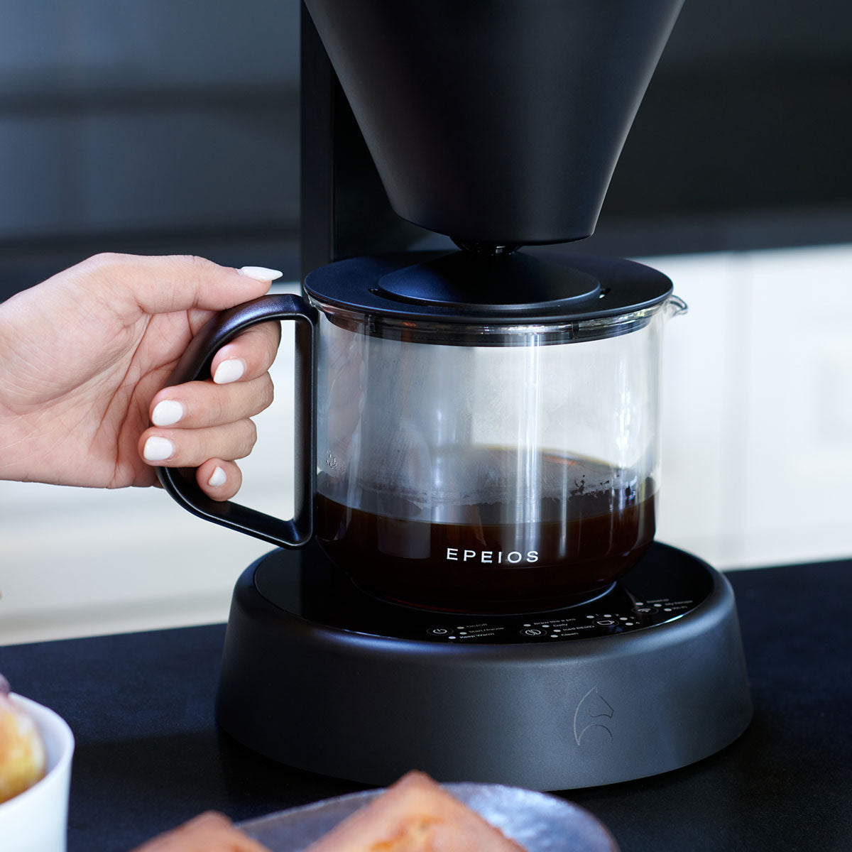 FoElem スマートコーヒーメーカー Mocca｜世界一バリスタ監修×エルメス