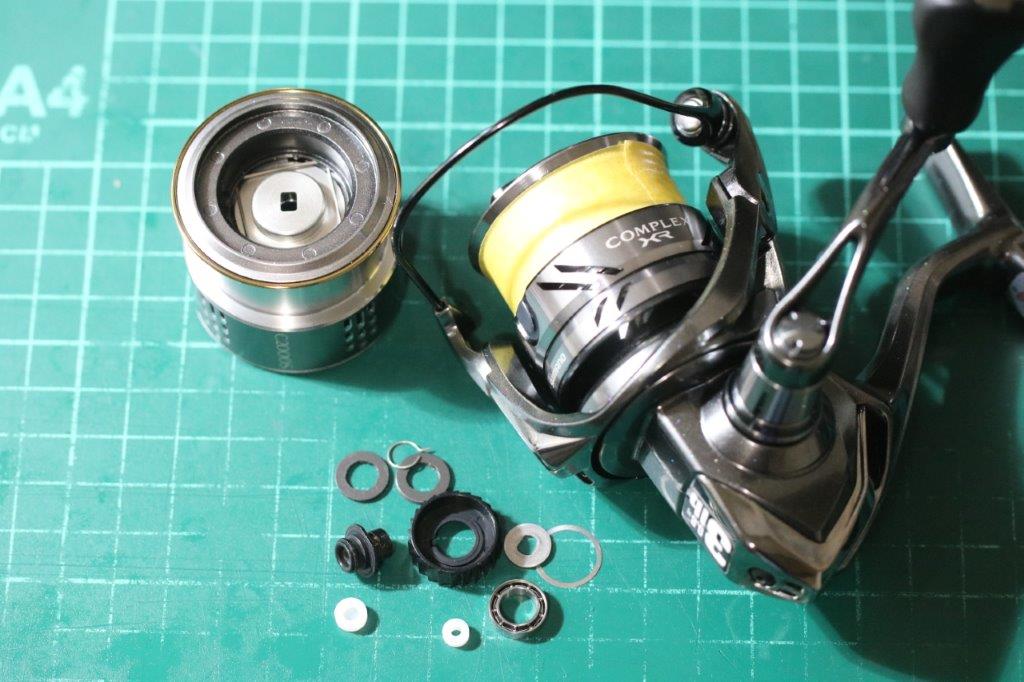 オーバーホール依頼 21コンプレックスXR C2000F4 | リールカスタム