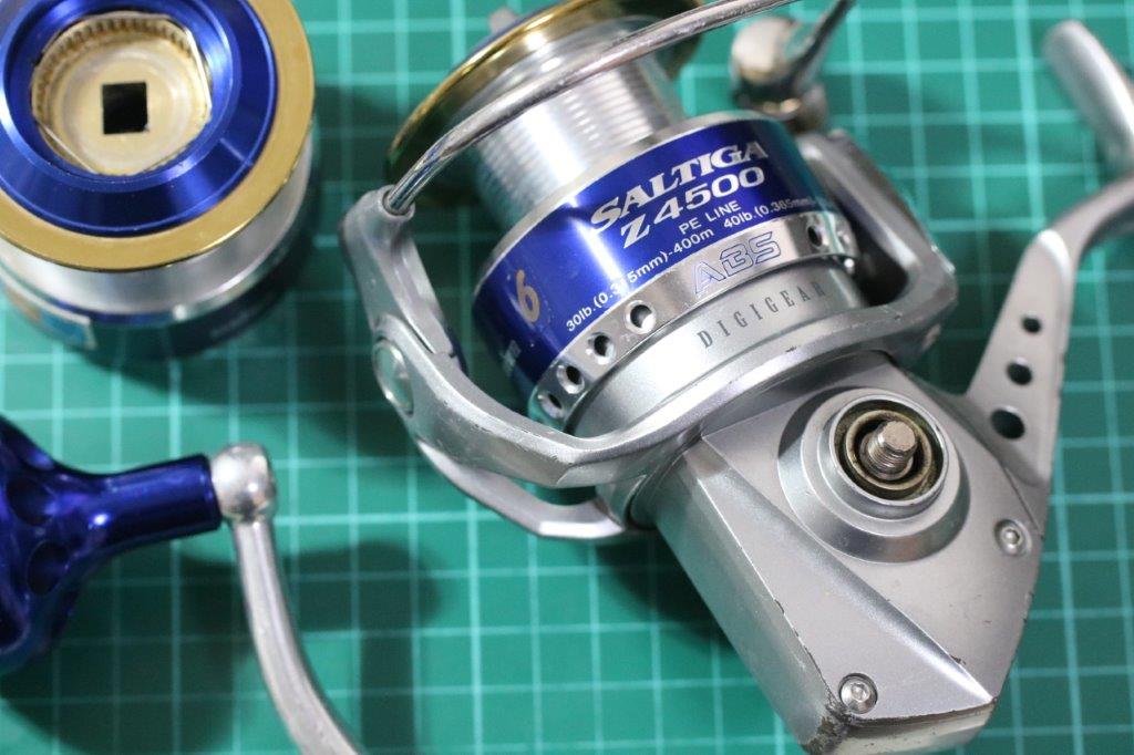 DAIWA SALTIGA Z4500 リール 専用ケース付き ソルティガ4500新品同様