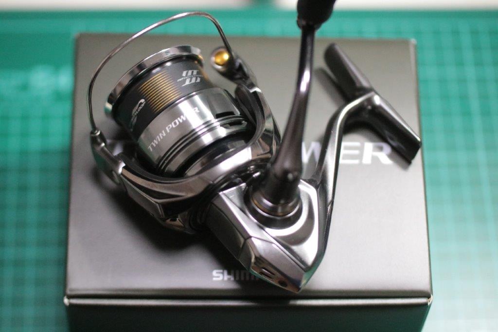 改造予定の24ツインパワー 2500SHG 到着 | リールカスタム・ラボ