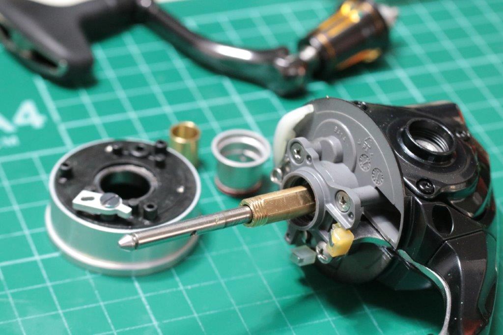 23BB-X デスピナ C3000DHG 音出しカスタム | リールカスタム・ラボ