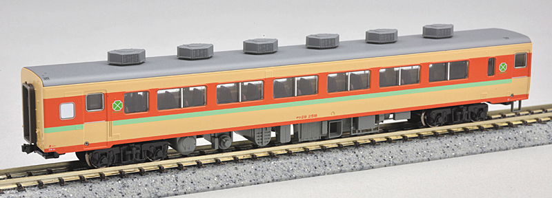 国鉄 キハ58系 パノラミックウインドウ – 新製品紹介