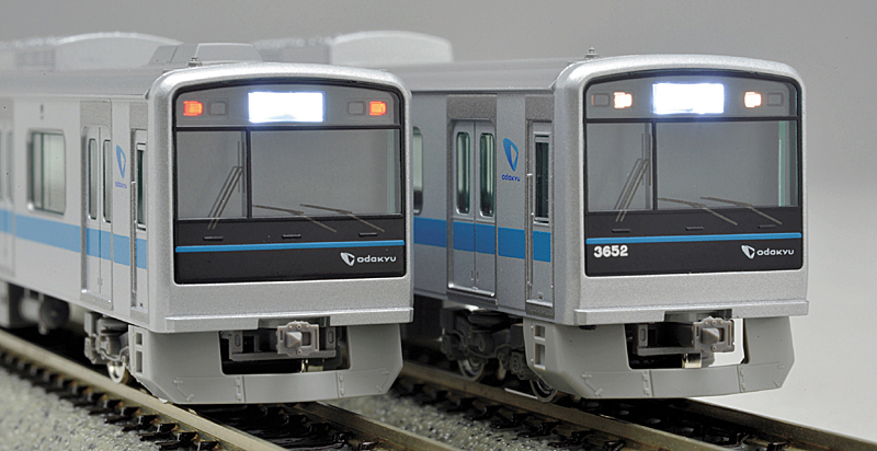 小田急 3000形 ロイヤルブルー帯 – 新製品紹介