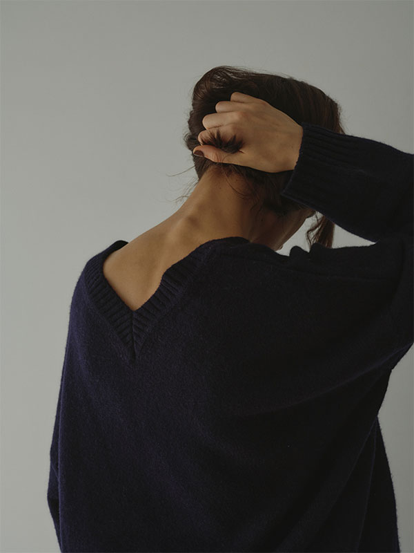 Vネック2wayニットプルオーバー(F GREY): トップス │ ETRE TOKYO