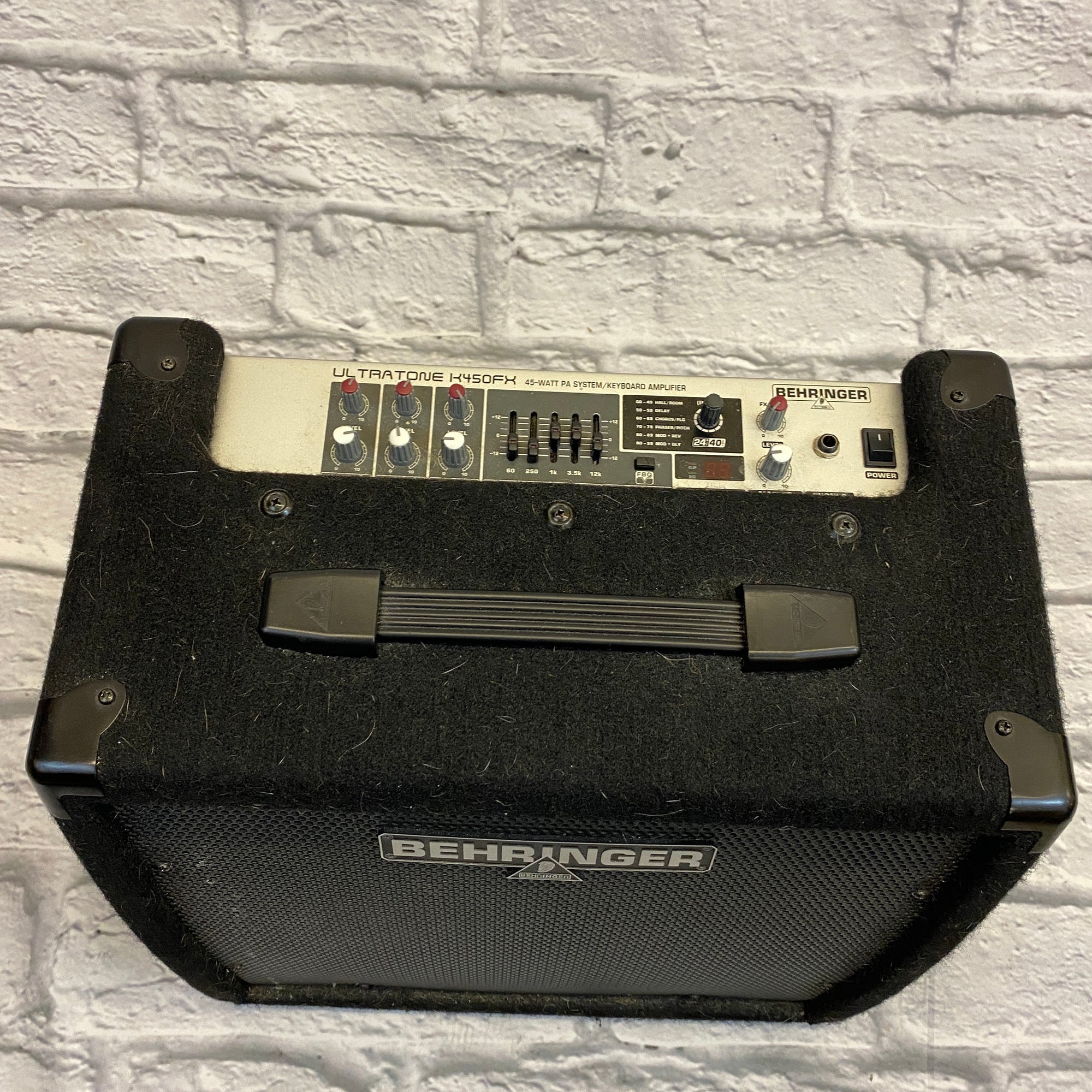 Behringer Ultratone K450FX 45-Watt Keyboard Amp - Evolution Music