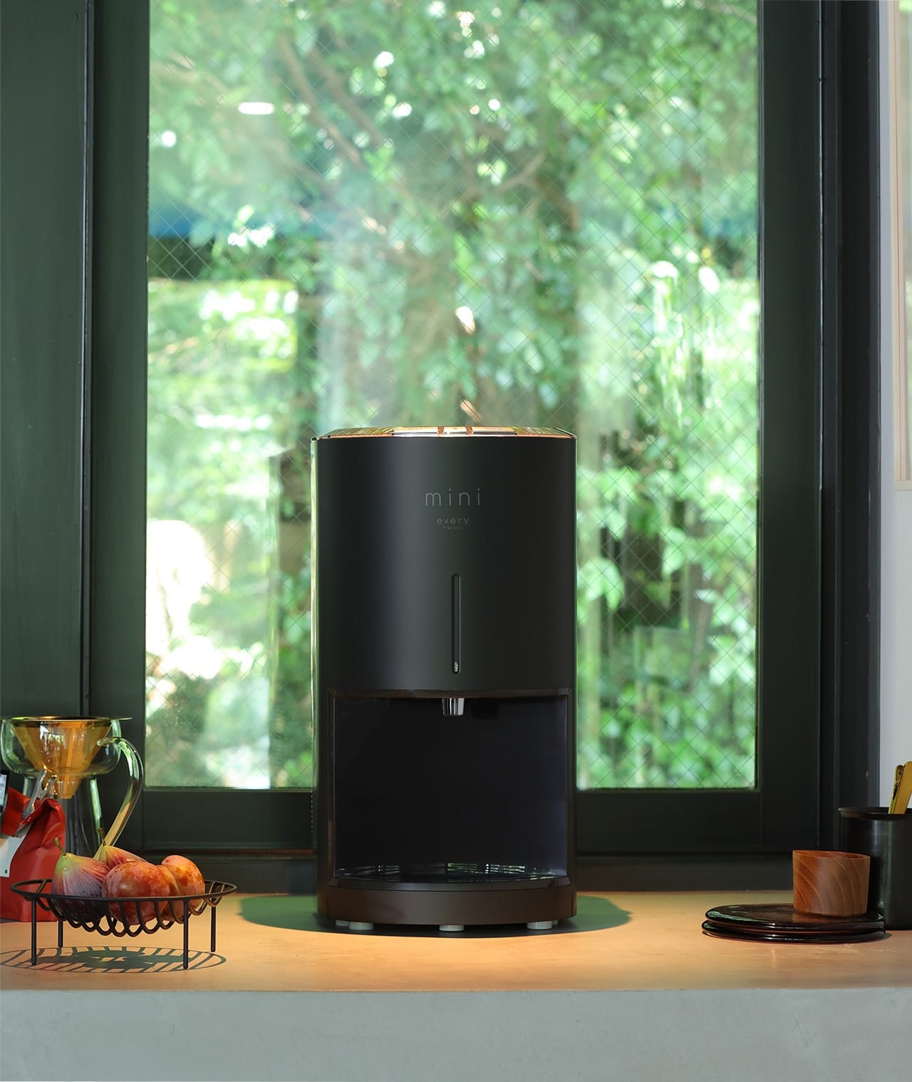 浄水】卓上型の小さなウォーターサーバーevery frecious mini