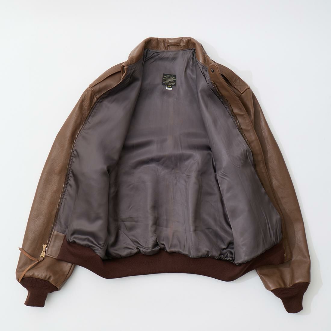 WILLIS & GEIGER (ウィリスアンドガイガー) ヴィンテージ A-2 レザー