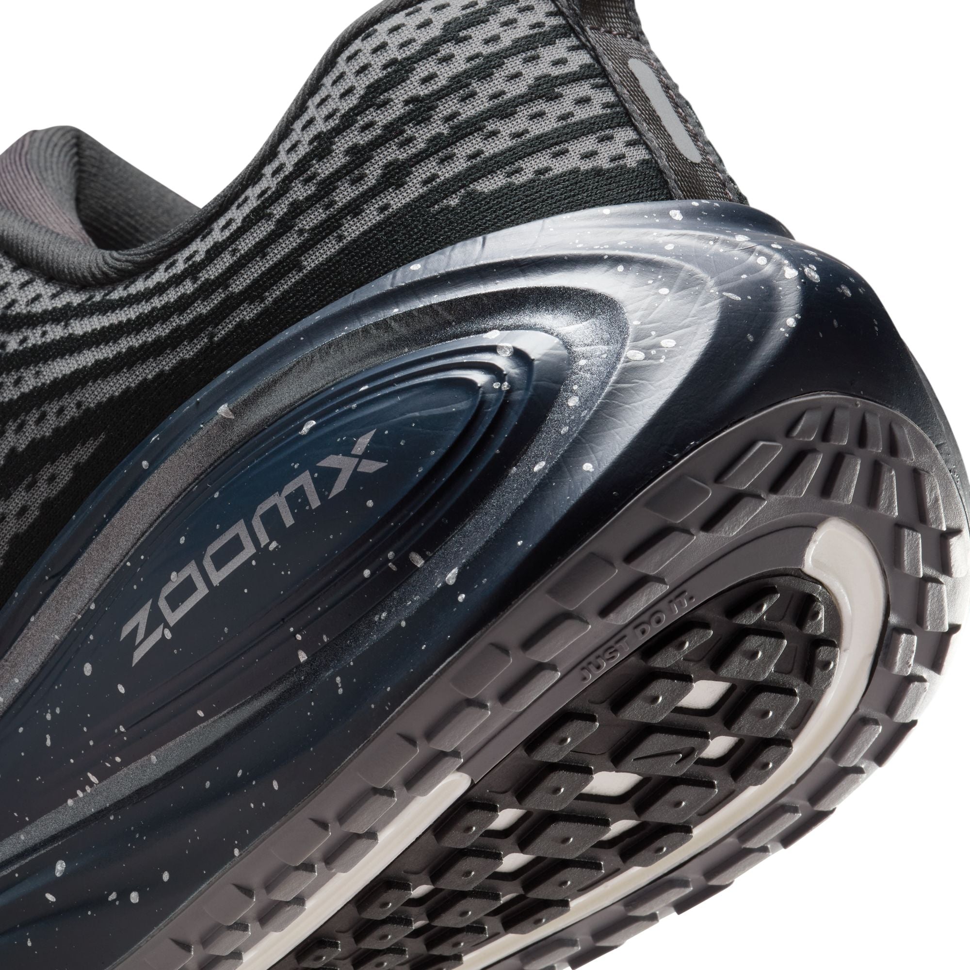 Nike Mens Vomero Plus Speckle Shoes – Extra Butter