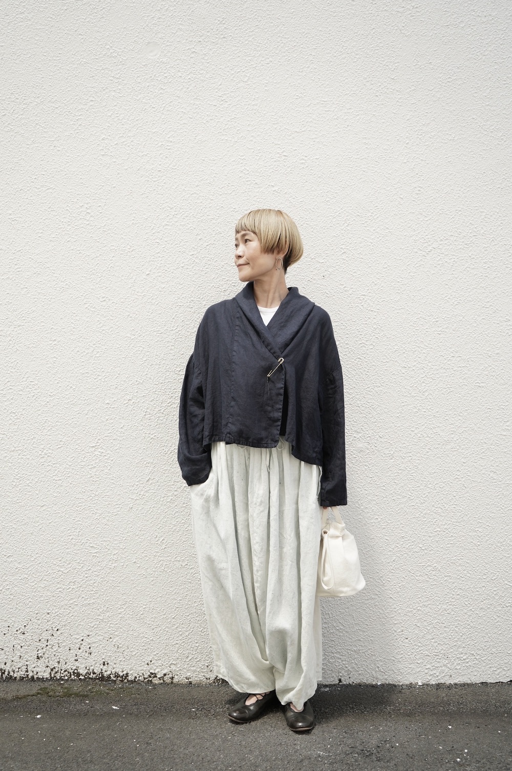 Honnete アイリッシュリネン ショールカラーカーディガン 2024 annabelle