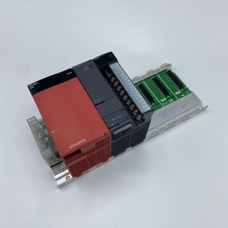 ②未使用 三菱 Q35B 電源ユニット Qシリーズユニット 2023年製 三菱