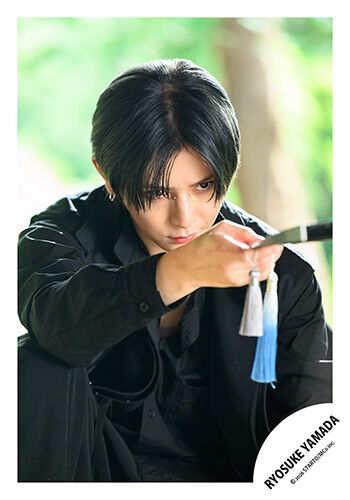 No.HSJ26-025】山田涼介 シングル「Blue Noise」MV＆ジャケ写オフ