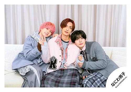 なにわ男子 | ファミクラストア オンライン