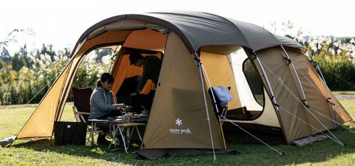 Snow Peak Entry 2 Room Elfield Tent Review (Huge Space & Aluminum