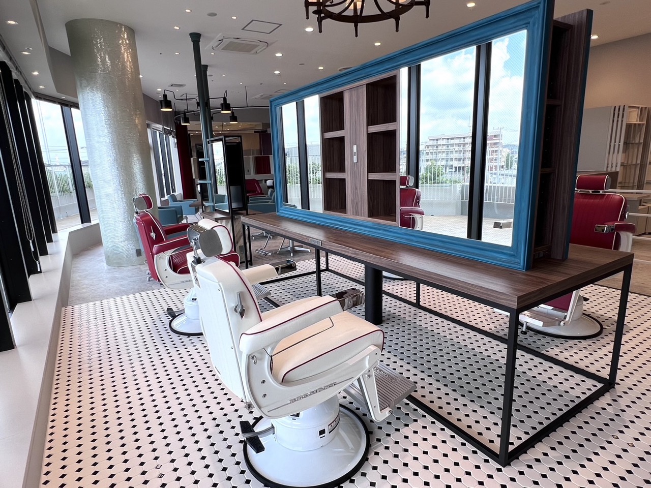 美容室・理容室 FACE DECO AVEDA/2nd - エミテラス所沢 | FACE DECO