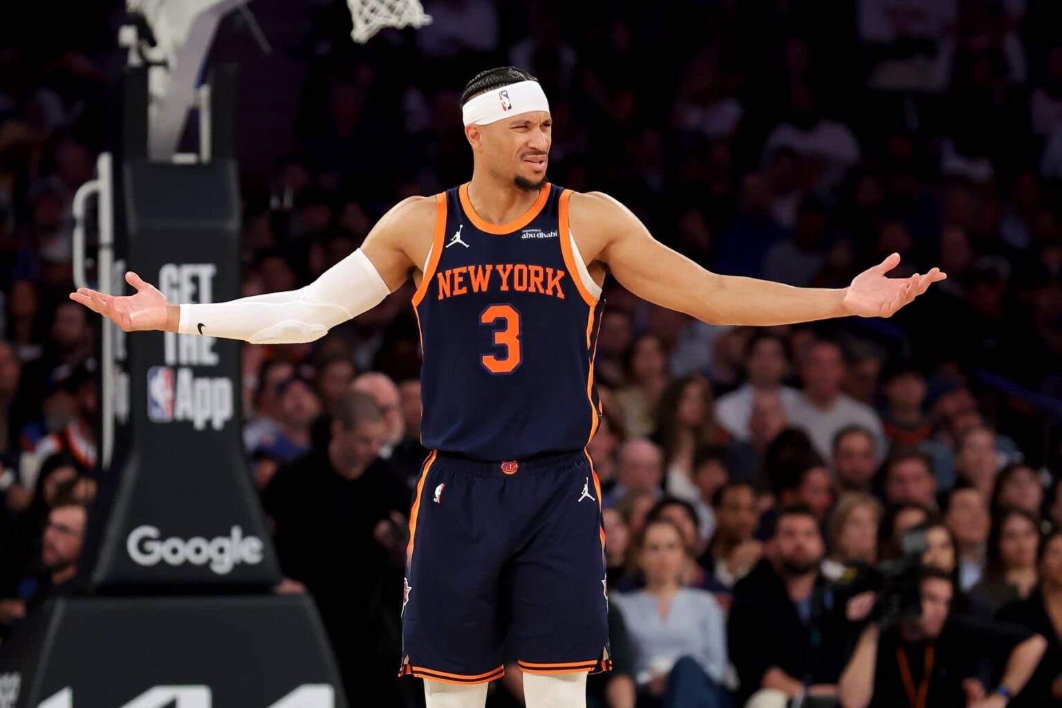 josh-hart-in-action-during-