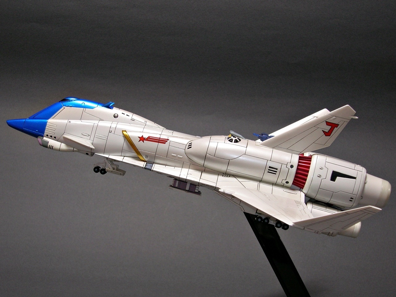 模型：クラッシャージョウ ミネルバ (ウェーブ W.H.A.M.! 1/500): 未