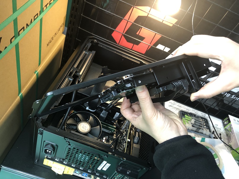 ハードディスクの取り付け方[G-GEAR mini(8M05ケース)製品] | TSUKUMO